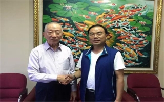 印尼著名僑領、印尼泛印集團董事長、印尼總統大學創辦人-李文光